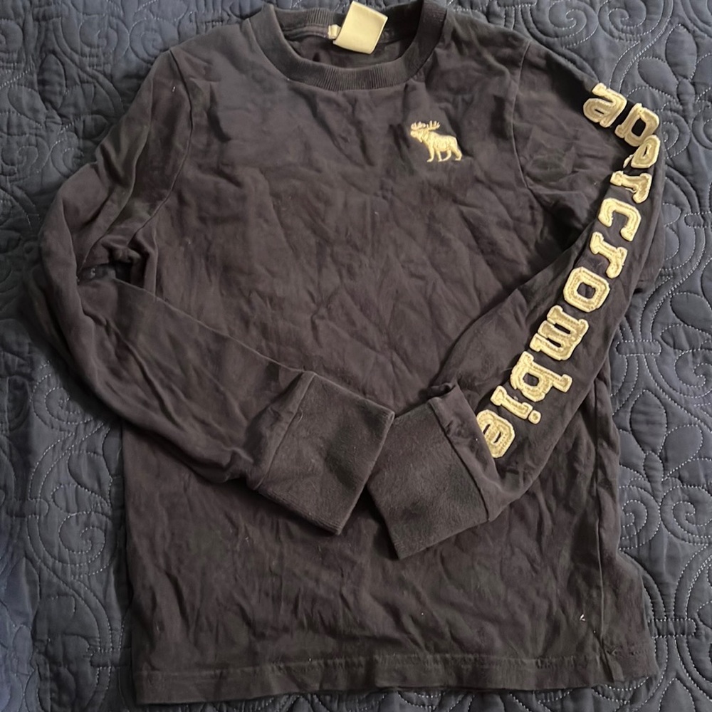Abercrombie kids long sleeve cotton shirt size small . Very good cond navy blue